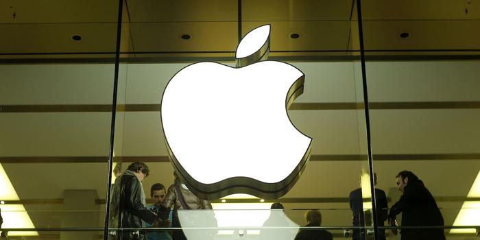 Apple sotto accusa: violazione antitrust e monopolio nel mercato degli smartphone