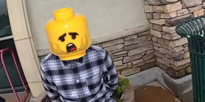 Lego chiede alla polizia di smettere di usare teste gialle per censurare volti