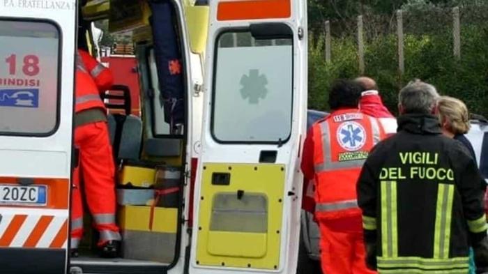 Tragico incidente stradale a Sinnai: morto muratore in fiamme