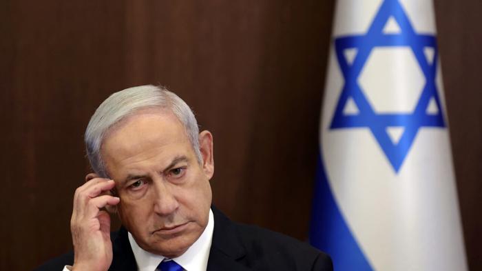 Netanyahu sottoposto a intervento chirurgico: proteste e negoziati in Medio Oriente
