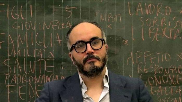 Polemica su Christian Raimo: libertà di espressione o incitamento alla violenza?