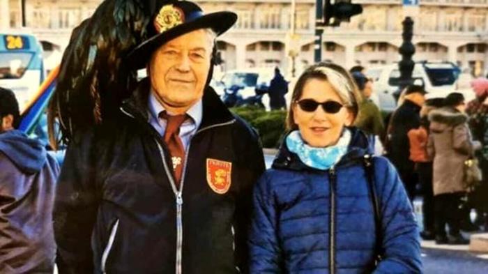 Claudio Sterpin e Liliana Resinovich, in una foto scattata da Sebastiano Visintin (marito di Liliana) in occasione di un raduno dei bersaglieri. Da TriestePrima Claudio Sterpin e Liliana Resinovich, in una foto scattata da Sebastiano Visintin (marito di Liliana) in occasione di un raduno dei bersaglieri. Da TriestePrima