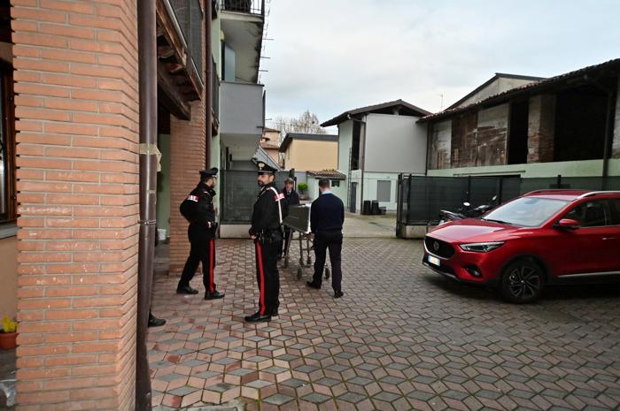 femminicidio carabinieri lapresse