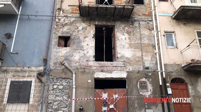 La palazzina sequestrata a Favara La palazzina sequestrata a Favara