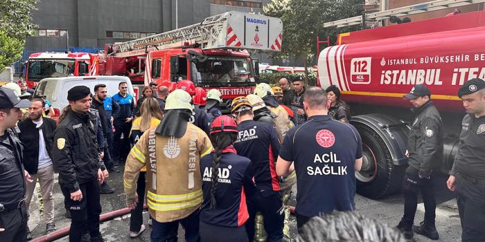 Incendio mortale a Istanbul: 29 vittime in un locale notturno durante il Ramadan