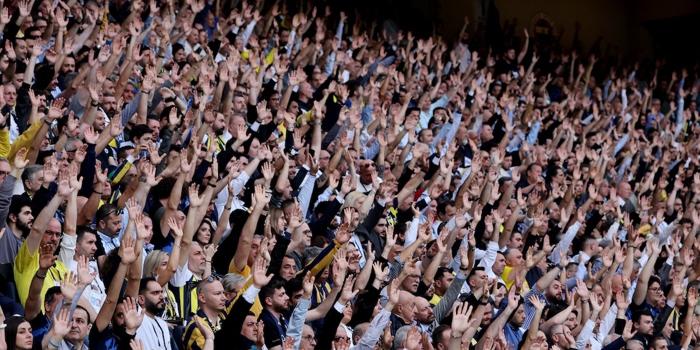 Fenerbahçe: Assemblea storica e decisioni cruciali nel calcio turco