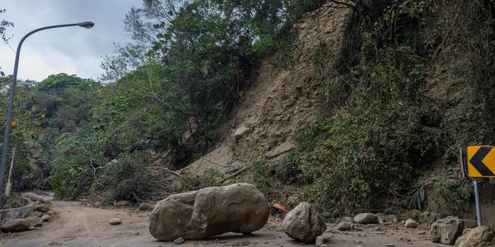 Terremoto a Taiwan: Nove persone salvate dalle squadre di emergenza