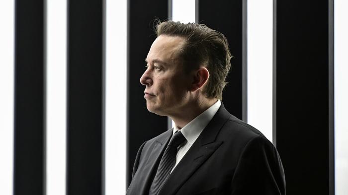 Elon Musk in Cina: Incontri e Prospettive sul Mercato dell’Auto Elettrica