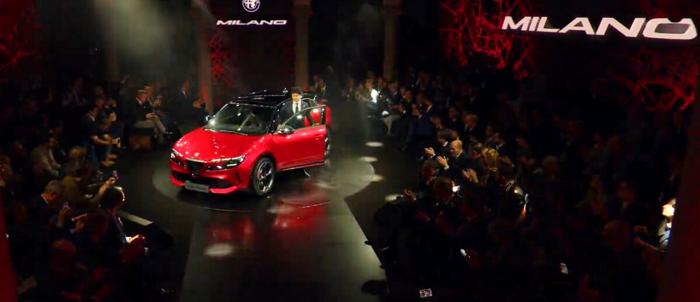 La foto della presentazione alfa romeo milano foto presentazione