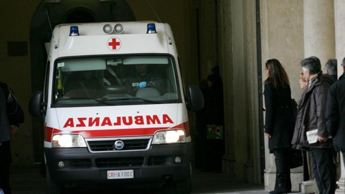 Tragedia sul lavoro: morto manutentore di ascensori