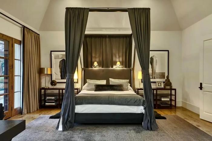 Nella casa ci sono 4 camere da letto, foto New York Post casa mark zuckerberg california-4