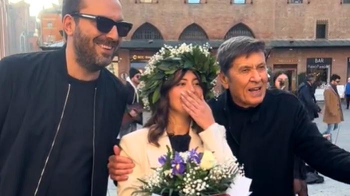 Studentessa laureata incontra Cesare Cremonini e Gianni Morandi a Bologna
