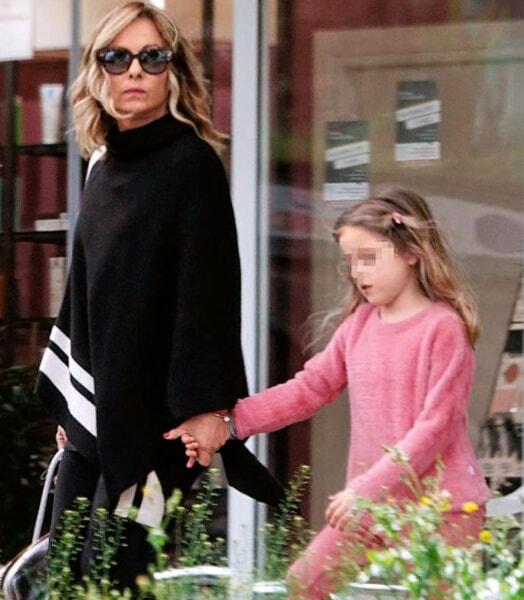 Giorgia Meloni e la figlia, foto Gente-2 Giorgia Meloni e la figlia, foto Gente-2