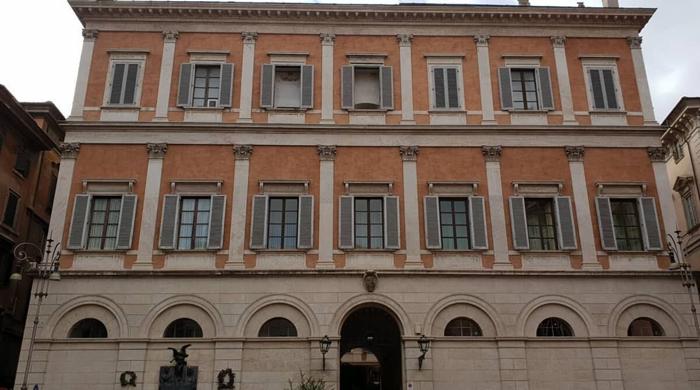 Palazzo Grazioli a Roma, foto di @buendiatours via Instagram casa berlusconi