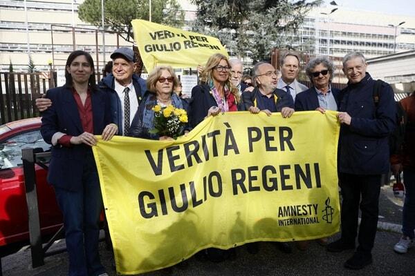I genitori di Giulio Regeni con Elly Schlein - LaPresse Processo Regeni. genitori di Giulio Regeni con Elly Schlein LaPresse2