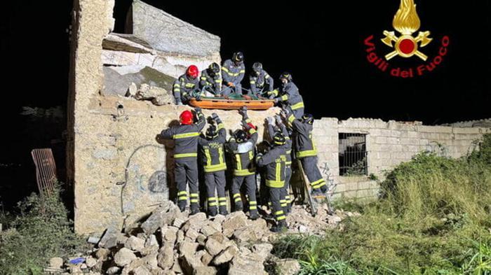 Tragedia a Nuoro: Indagati per la morte di due giovani nel crollo di un casolare