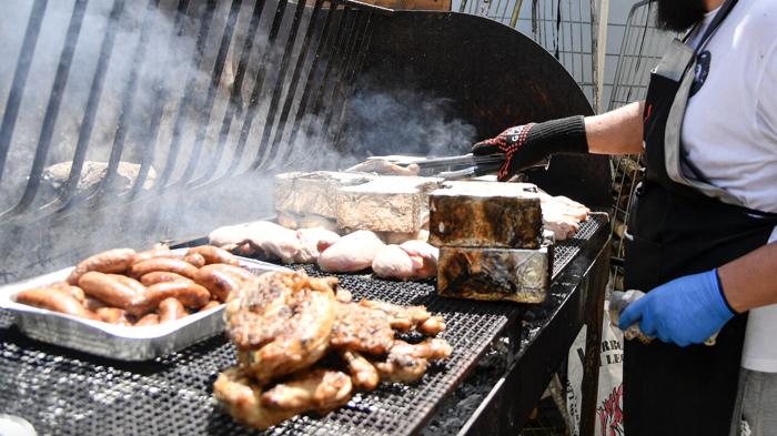 Gravi ustioni da barbecue di Pasquetta: tre giovani ricoverati a Napoli