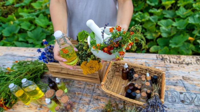 Come affrontare la stanchezza primaverile con rimedi naturali