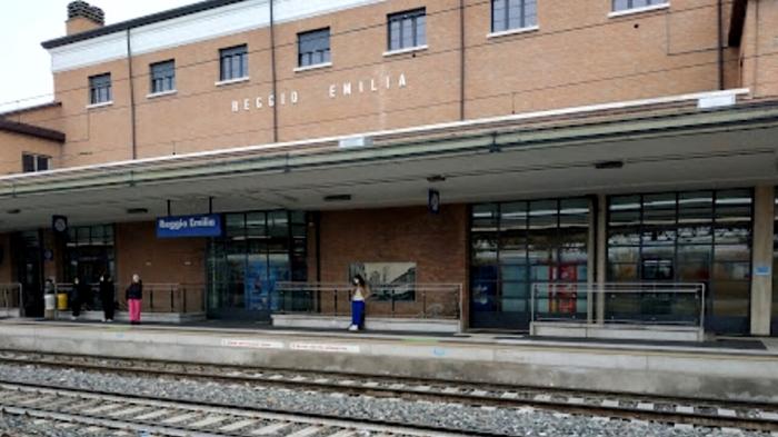 Spedizione punitiva alla stazione di Reggio Emilia: 10 persone denunciate