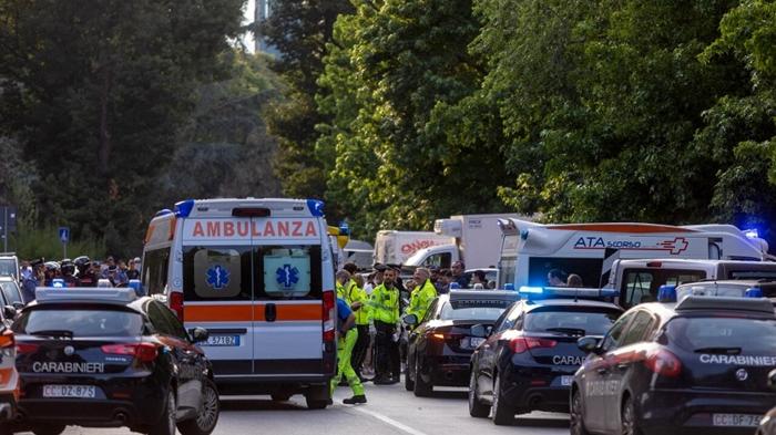 Turista ubriaco semina caos a Desenzano del Garda