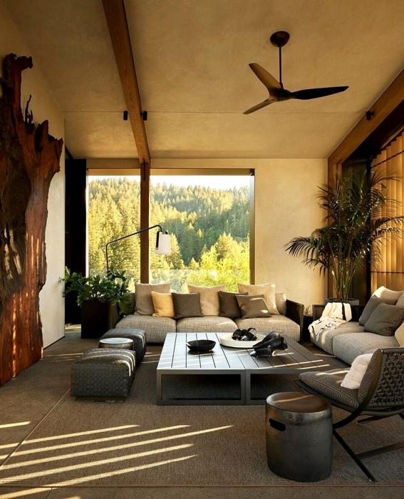 La casa è conosciuta anche come Fire Country Lookout, foto @studiovara via Instagram casa antincendio california-4