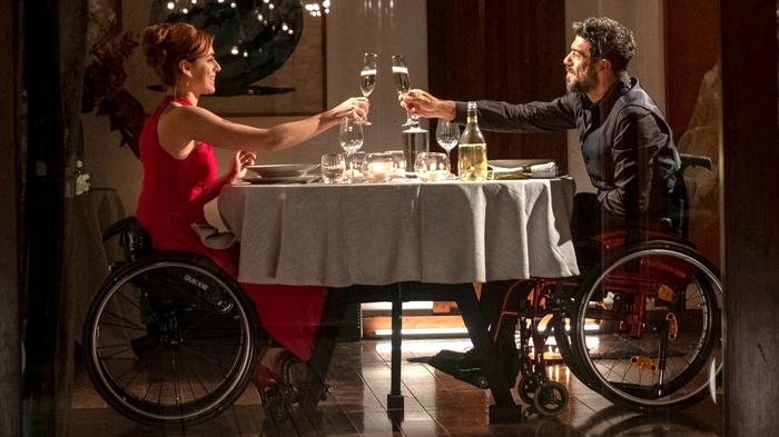 Corro da te: commedia romantica in prima tv su Canale 5