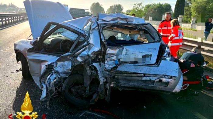 Tragedia sulla SS7: Donna muore in incidente a Brindisi