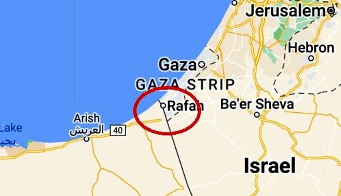 La città al confine che l'esercito israeliano si prepara ad attaccare (Google Maps) RAFAH
