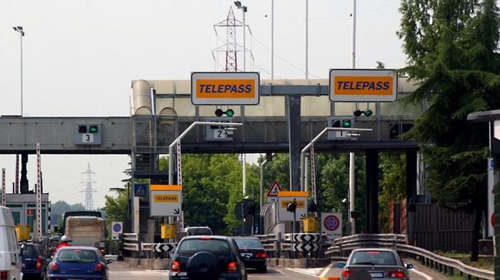Aumento tariffe autostradali: Telepass e nuove sfide nel settore dei pedaggi