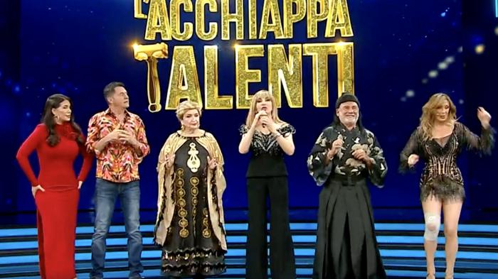 Polemiche su L’Acchiappatalenti: critiche e controversie sulla trasmissione Rai