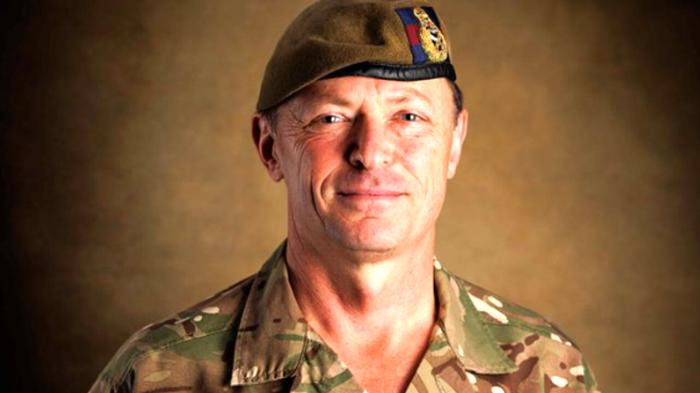Il nuovo capo dell’esercito britannico avverte: la Gran Bretagna deve prepararsi a una possibile guerra entro tre anni