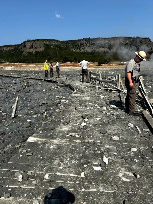 effetti eruzione idrotermale nello Yellowstone effetti eruzione idrotermale nello Yellowstone