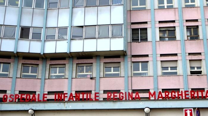 Tragedia a Chieri: morte di una bambina dopo biopsia ai polmoni