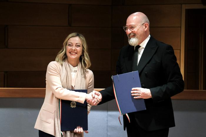 Stefano Bonaccinii e Giorgia Meloni (LaPresse) stefano-bonaccini-giorgia-meloni-lapresse