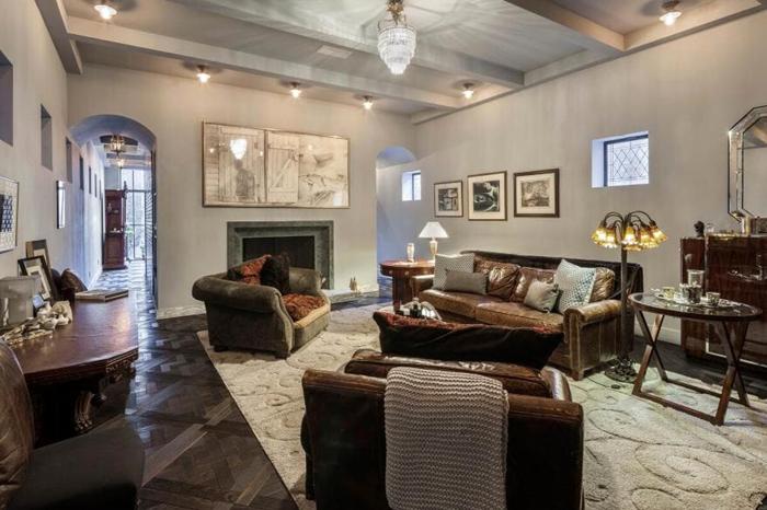 Il soggiorno nella casa di Tribecca, foto New York Post taylor-swift-tribecca-2