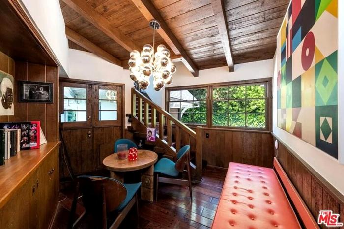 La casa ha uno stile classico e moderno, foto realtor.com via Instagram casa elon musk-6