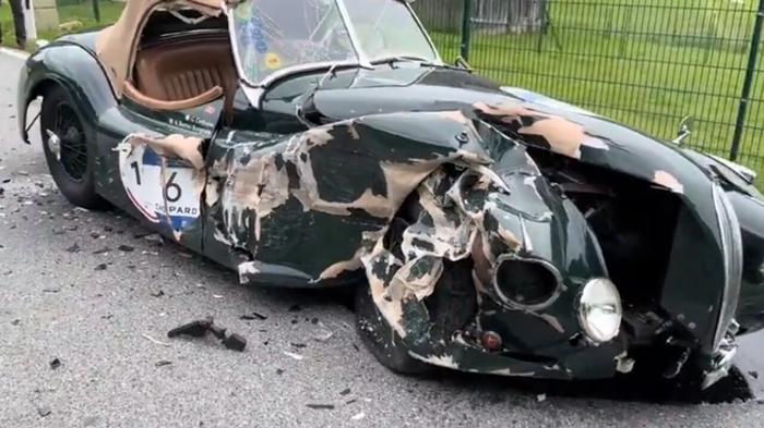 Jaguar XK120 distrutta durante il 1000 Miglia Warm Up