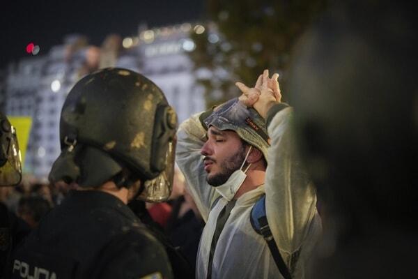 Alluvione Spagna. Protesta contro la gestione della Dana a Valencia AP Photo Emilio Morenatti LaPresse Alluvione Spagna. Protesta contro la gestione della Dana a Valencia AP Photo Emilio Morenatti LaPresse 2