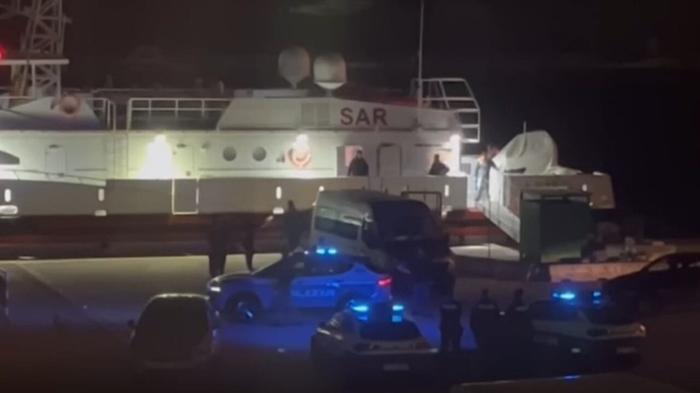 Migranti riportati in Italia: polemiche e decisioni giudiziarie