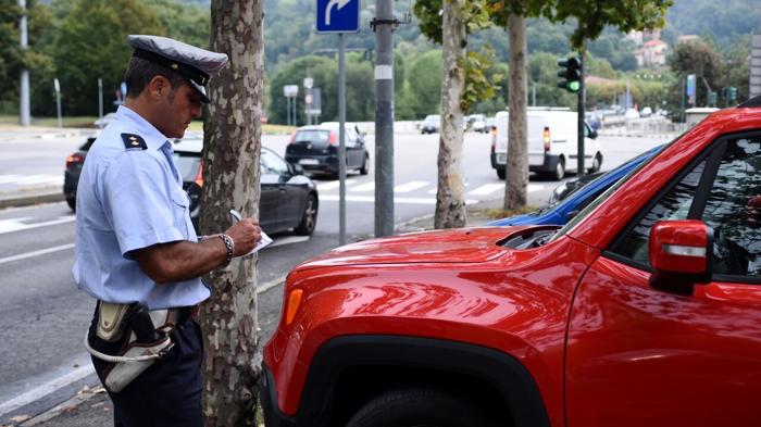 Aumento multe automobilisti: previsioni per il 2025
