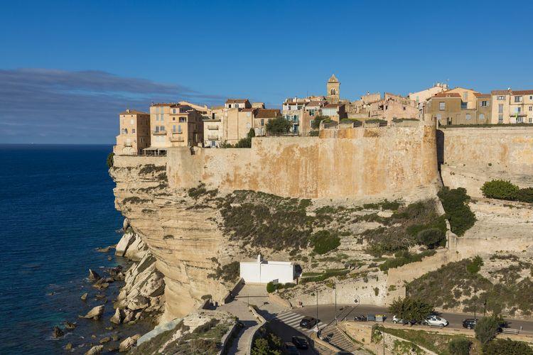 None La cittadella di Bonifacio, nella Corsica del Sud, il 30 settembre 2024. (CHAPUT FRANCK / HEMIS.FR / AFP)