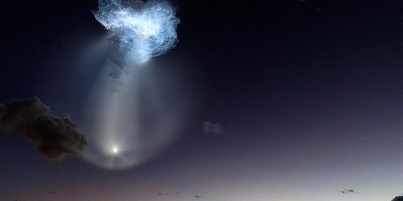 Dragon porta sulla ISS pannelli solari e organoidi cerebrali