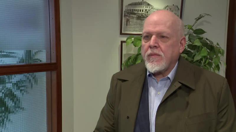 Sveinn Guðmundsson, avvocato di Pétur. Sveinn Guðmundsson, avvocato di Pétur Más Mortensen Birgisson.