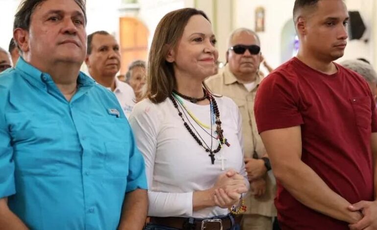 Machado torna in Venezuela: cresce la pressione per nuove elezioni