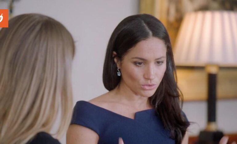 Meghan e Roland Mouret: la telefonata che chiuse la collaborazione