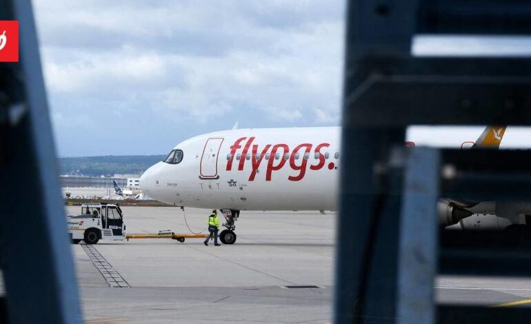 Aereo decolla nella direzione sbagliata, piloti fermano la corsa