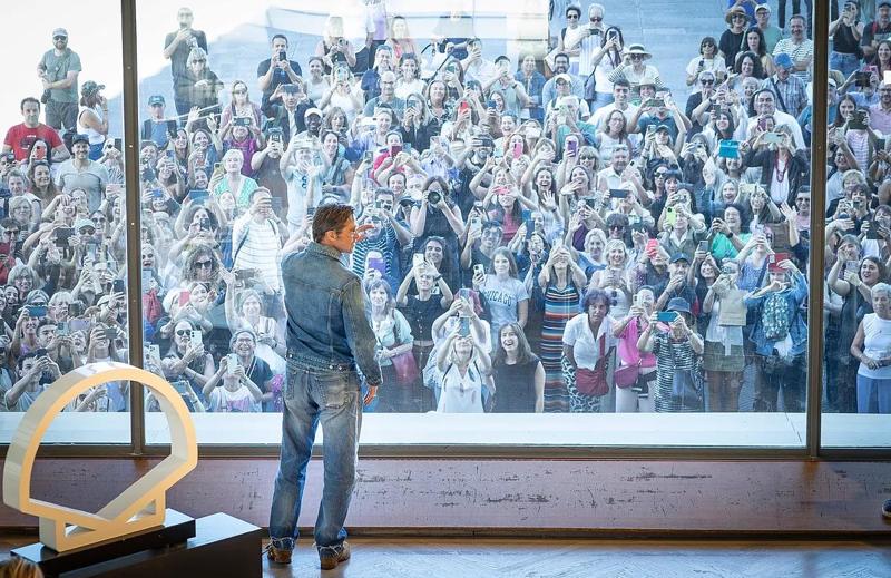 Falso Brad Pitt sui social: truffate 2 donne per 314.000 euro