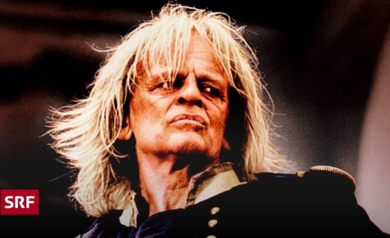 Klaus Kinski urlava per «mantenere intatta la voce»