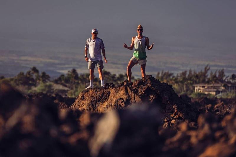 Foto: James Mitchell / James Mitchell Kristian Blummenfelt e Gustav Iden si preparano ai Mondiali Ironman alle Hawaii.