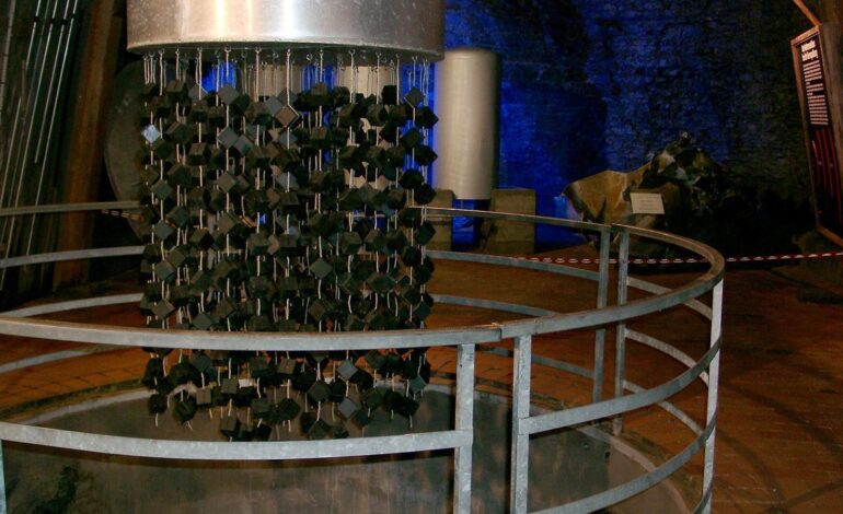 Reattore nucleare nazista: nel 1945 mancavano uranio e acqua pesante